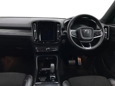 SPOTICAR Volvo Xc40 Xc 40 1.5 T3 R-design Auto Euro 6 (s/s) 5dr Used Car - Suv Petrol White - Bangor - 1200572302_4