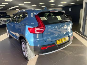 SPOTICAR Volvo Xc40 Xc 40 2.0 B3 Mhev Core Dct Auto Euro 6 (s/s) 5dr Used Car - Suv Hybrid Blue - Abergavenny - 1200579717_4