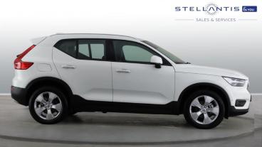SPOTICAR Volvo Xc40 Xc 40 2.0 D3 Momentum Pro Auto Euro 6 (s/s) 5dr Used Car - Suv Diesel Blue - Birmingham - 1200583494_4