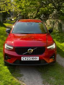 SPOTICAR Volvo Xc40 Xc 40 2.0 B3 Mhev Plus Dark Dct Auto Euro 6 (s/s) 5dr Used Car - Suv Hybrid Red - Abergavenny - 1200592639_2