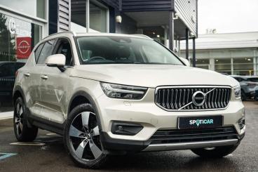 SPOTICAR Volvo Xc40 Xc 40 2.0 D4 Inscription Pro Auto Awd Euro 6 (s/s) 5dr Used Car - Suv Diesel Gold - Leamington - 1200601421_1