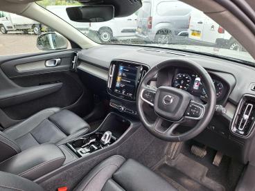 SPOTICAR Volvo Xc40 Xc 40 1.5 T3 Inscription Pro Auto Euro 6 (s/s) 5dr Used Car - Suv Petrol Grey - Boston - 1200602762_3