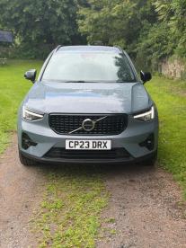 SPOTICAR Volvo Xc40 Xc 40 2.0 B3 Mhev Plus Dark Dct Auto Euro 6 (s/s) 5dr Used Car - Suv Hybrid Grey - Abergavenny - 1200609561_2