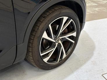SPOTICAR Volvo Xc40 Xc 40 2.0 B4 Mhev R-design Pro Auto Euro 6 (s/s) 5dr Used Car - Suv Hybrid Black - Swansea - 1200613170_4