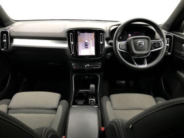 SPOTICAR Volvo Xc40 Xc 40 2.0 B3 Mhev Plus Dark Dct Auto Euro 6 (s/s) 5dr Used Car - Suv Hybrid Black - Bangor - 1200617997_4