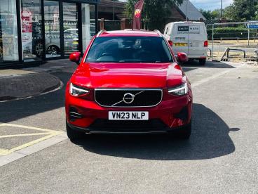 SPOTICAR Volvo Xc40 Xc 40 2.0 B3 Mhev Core Dct Auto Euro 6 (s/s) 5dr Used Car - Suv Hybrid Red - Cheltenham - 1200623901_2