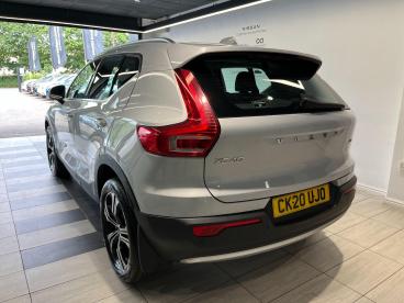 SPOTICAR Volvo Xc40 Xc 40 1.5 T3 Inscription Euro 6 (s/s) 5dr Used Car - Suv Petrol Silver - Peterborough - 1200624026_3
