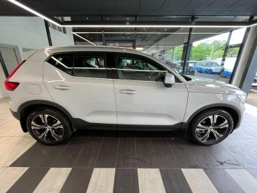 SPOTICAR Volvo Xc40 Xc 40 1.5 T3 Inscription Euro 6 (s/s) 5dr Used Car - Suv Petrol Silver - Peterborough - 1200624026_4