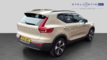 SPOTICAR Volvo Xc40 Xc 40 2.0 B4 Mhev Plus Dark Dct Auto Euro 6 (s/s) 5dr Used Car - Suv Hybrid Brown - Sheffield - 1200627412_3