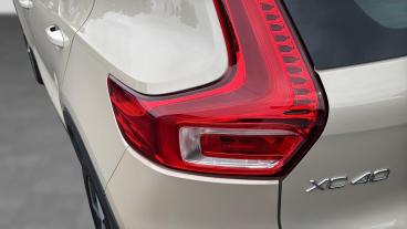 SPOTICAR Volvo Xc40 Xc 40 2.0 B4 Mhev Plus Dark Dct Auto Euro 6 (s/s) 5dr Used Car - Suv Hybrid Brown - Sheffield - 1200627412_5