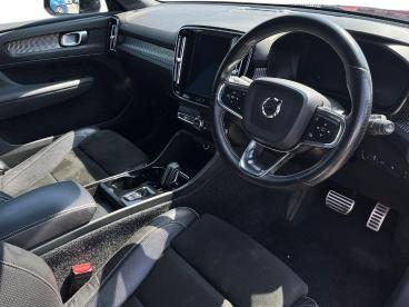 SPOTICAR Volvo Xc40 Xc 40 1.5h T5 Twin Engine Recharge 10.7kwh R-design Pro Used Car - Suv Plug-in Hybrid Black - Barnsley - 1200631575_5