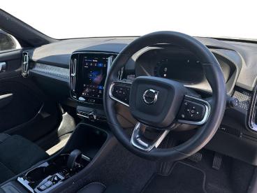 SPOTICAR Volvo Xc40 Xc 40 2.0 B4 Mhev Plus Dark Dct Auto Euro 6 (s/s) 5dr Used Car - Suv Hybrid Grey - Derby - 1200631898_5