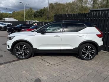 SPOTICAR Volvo Xc40 Xc 40 2.0 T5 R-design Pro Auto Awd Euro 6 (s/s) 5dr Used Car - Suv Petrol White - Swindon - 1200637365_5