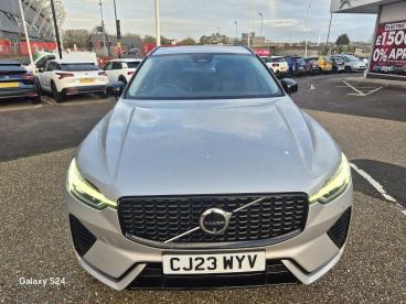 SPOTICAR Volvo Xc60 2.0 B4 Mhev Plus Auto Awd Euro 6 (s/s) 5dr Used Car - Suv Hybrid Silver - Southampton - 1200584114_2