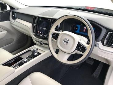 SPOTICAR Volvo Xc60 2.0 B5 Mhev Core Auto Awd Euro 6 (s/s) 5dr Used Car - Suv Hybrid Black - Bangor - 1200593895_3