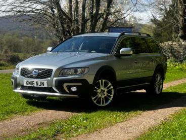 SPOTICAR Volvo Xc70 2.4 D4 Se Lux Auto Awd Euro 6 (s/s) 5dr Used Car - Suv Diesel Silver - Abergavenny - 1200589931_3