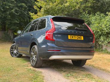 SPOTICAR Volvo Xc90 2.0 B5 Mhev Momentum Auto 4wd Euro 6 (s/s) 5dr Used Car - Suv Hybrid Blue - Abergavenny - 1200616144_5