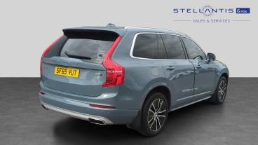 SPOTICAR Volvo Xc90 2.0 B5 Mhev Momentum Pro Auto 4wd Euro 6 (s/s) 5dr Used Car - Suv Hybrid Grey - Crawley - 1200631917_3