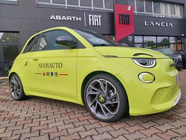 SPOTICAR Abarth 500 500e 500 500e Scorpionissima Usata - City Car Elettrica Verde - Terranuova Bracciolini - 502328782_2