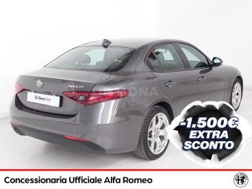ALFA ROMEO CERTIFIED Alfa Romeo Giulia 2.2 T Executive 160cv Auto Usata - Berlina Diesel Grigio - Belluno - 2187462_3