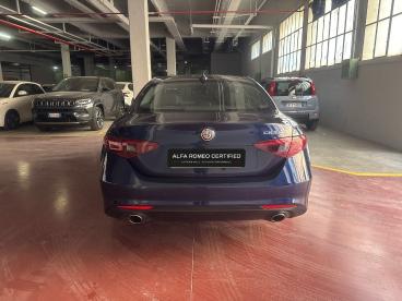 ALFA ROMEO CERTIFIED Alfa Romeo Giulia 2.0 Turbo At8 200cv Super Usata - Berlina Benzina Blu - Palermo - 2276620_5