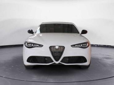 ALFA ROMEO CERTIFIED Alfa Romeo Giulia Diesel 210 Cv Tributo Italiano Usata - Berlina Diesel Bianco - Portogruaro - 2311570_2