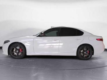 ALFA ROMEO CERTIFIED Alfa Romeo Giulia Diesel 210 Cv Tributo Italiano Usata - Berlina Diesel Bianco - Portogruaro - 2311570_4