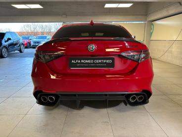 ALFA ROMEO CERTIFIED Alfa Romeo Giulia 2.9 V6 510cv Quadrifoglio At8 Usata - Berlina Benzina Rosso - Milano - 2318784_5