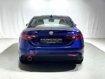 ALFA ROMEO CERTIFIED Alfa Romeo Giulia 2.0 Turbo 200 Cv At8 Business Usata - Berlina Benzina Blu - Montagna In Valtellina - 2324905_4