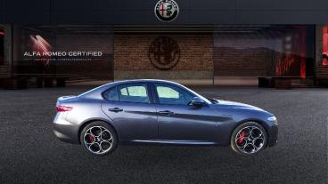 ALFA ROMEO CERTIFIED Alfa Romeo Giulia (2016) 2.2 Turbodiesel 210 Cv At8 Awd Q4 Veloce Usata - Berlina Diesel Grigio - Imola - 2325476_4