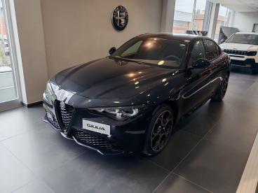 ALFA ROMEO CERTIFIED Alfa Romeo Giulia 2.2 Turbodiesel 210 Cv At8 Awd Q4 Veloce Km Zero Usata - Berlina Diesel Nero - Arezzo - 2325486_2