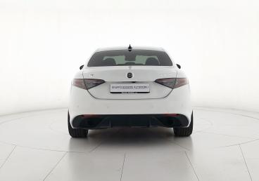 ALFA ROMEO CERTIFIED Alfa Romeo Giulia 2.2 Turbo Diesel 210 Cv Awd Veloce Usata - Berlina Diesel Bianco - Desenzano Del Garda - 2353436_5