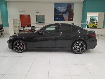 SPOTICAR Alfa Romeo Giulia 2.2 Td 210 Cv Veloce At8 Q4 Usata - Berlina Diesel Nero - Napoli - 1202375341_4