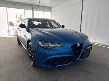 ALFA ROMEO CERTIFIED Alfa Romeo Giulia 2.0 T 280cv Sprint At8 Q4 Usata - Berlina Benzina Blu - Napoli - 2385877_3
