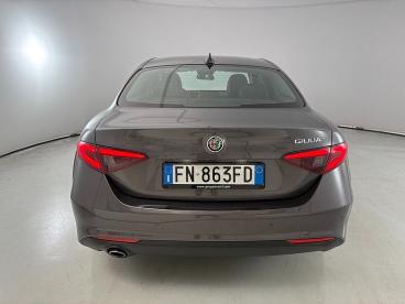 SPOTICAR Alfa Romeo Giulia 2.2 T Business 150cv Auto Usata - Berlina Diesel Grigio - Parma - 1202387199_5