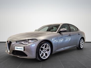 ALFA ROMEO CERTIFIED Alfa Romeo Giulia 2.2 T Executive 160cv Auto Usata - Berlina Diesel Grigio - Pistoia - 2395411_1