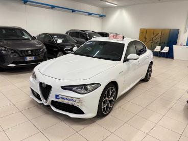 SPOTICAR Alfa Romeo Giulia 2.2 Turbodiesel 210 Cv At8 Awd Q4 Veloce Usata - Berlina Diesel Bianco - Bagnaria Arsa - 1202395598_1