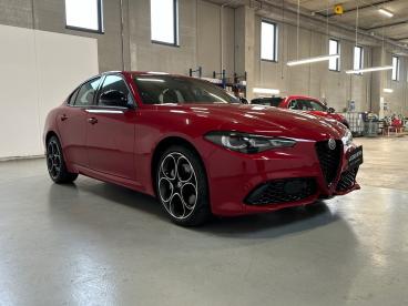 ALFA ROMEO CERTIFIED Alfa Romeo Giulia 2.0 T 280cv Sprint At8 Q4 Usata - Berlina Benzina Rosso - Milano - 2402302_3