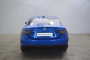 ALFA ROMEO CERTIFIED Alfa Romeo Giulia 2023 2.2 T Competizione Q4 210cv Auto Usata - Berlina Diesel Blu - Desenzano Del Garda - 2405313_4