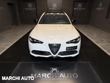 ALFA ROMEO CERTIFIED Alfa Romeo Giulia 2.2 Turbodiesel 210 Cv At8 Awd Q4 Veloce Usata - Berlina Diesel Bianco - Perugia - 2405344_2