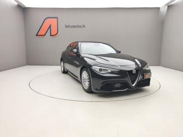 SPOTICAR Alfa Romeo Giulia 2022 2.2 Td 160cv Super Business At8 Usata - Berlina Diesel Nero - Voghera - 502411160_3