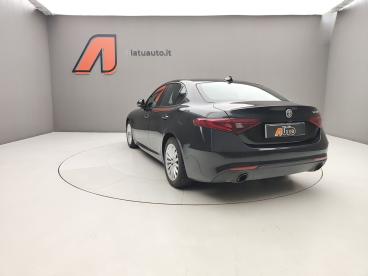SPOTICAR Alfa Romeo Giulia 2022 2.2 Td 160cv Super Business At8 Usata - Berlina Diesel Nero - Voghera - 502411160_5