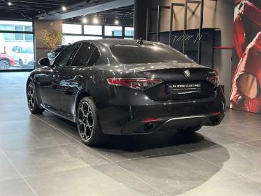 ALFA ROMEO CERTIFIED Alfa Romeo Giulia 2.0 Turbo 280 Cv At8 Awd Q4 Veloce Usata - Berlina Benzina Nero - Montagna In Valtellina - 2421285_3