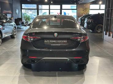 ALFA ROMEO CERTIFIED Alfa Romeo Giulia 2.0 Turbo 280 Cv At8 Awd Q4 Veloce Usata - Berlina Benzina Nero - Montagna In Valtellina - 2421285_4