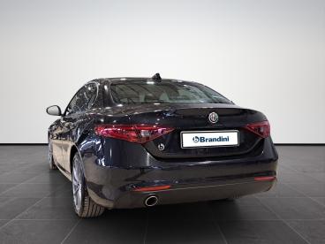 ALFA ROMEO CERTIFIED Alfa Romeo Giulia 2.2 T Business 160cv Auto Usata - Berlina Diesel Nero - Pistoia - 2423661_4