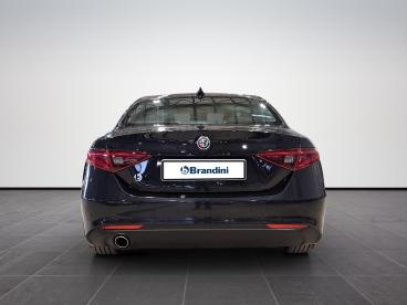 ALFA ROMEO CERTIFIED Alfa Romeo Giulia 2.2 T Business 160cv Auto Usata - Berlina Diesel Nero - Pistoia - 2423661_5
