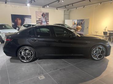 ALFA ROMEO CERTIFIED Alfa Romeo Giulia My21 2.2 Turbo Diesel 160 Cv At8 Sprint Usata - Berlina Diesel Nero - Charvensod - 2435651_5