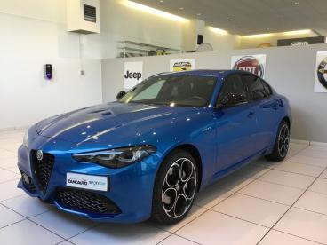 SPOTICAR Alfa Romeo Giulia 2.0 Turbo 280 Cv At8 Awd Q4 Veloce Usata - Berlina Benzina Blu - Zimella - 502439993_3
