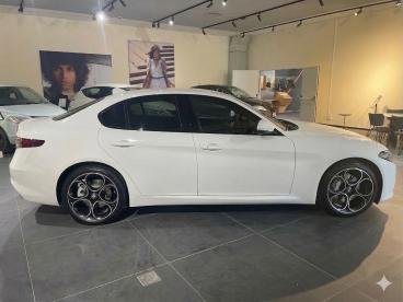 ALFA ROMEO CERTIFIED Alfa Romeo Giulia 2.2 Turbo Diesel 160 Cv At8 Sprint Usata - Berlina Diesel Bianco - Charvensod - 2440114_5