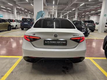 SPOTICAR Alfa Romeo Giulia 2.2 Td 210cv Tributo Italiano At8 Q4 Usata - Berlina Diesel Bianco - Palermo - 1202484274_5
